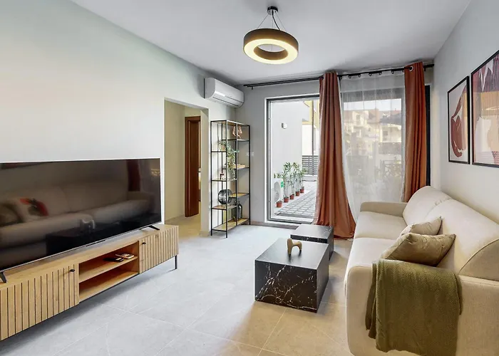 Bellaviastay, Flat Thalassa 1bd דירה