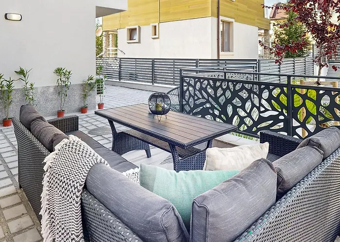 Bellaviastay, Flat Thalassa 1bd דירה *