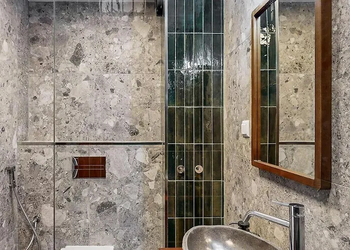 Bellaviastay, Flat Thalassa 1bd דירה סוזופול