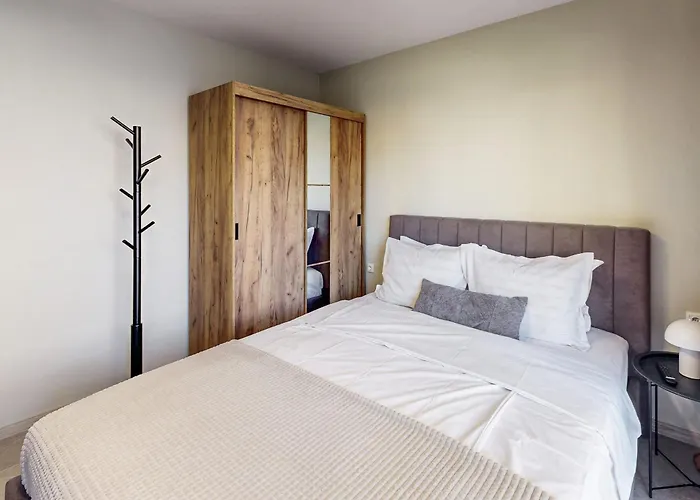 Апартамент Bellaviastay, Flat Thalassa 1bd Созопол